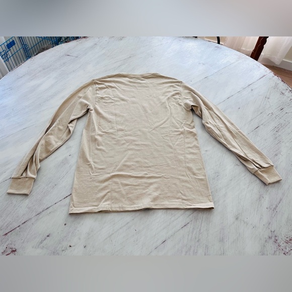 Urban Outfitters Freshly Painted Picasso Woman In A Hat Long Sleeve Tee NWOT - Picture 5 of 7